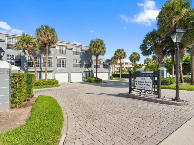 Townhouse for sale in Hillsboro Beach, Florida