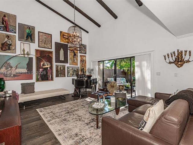 Townhouse for sale in Hollywood, Broward County