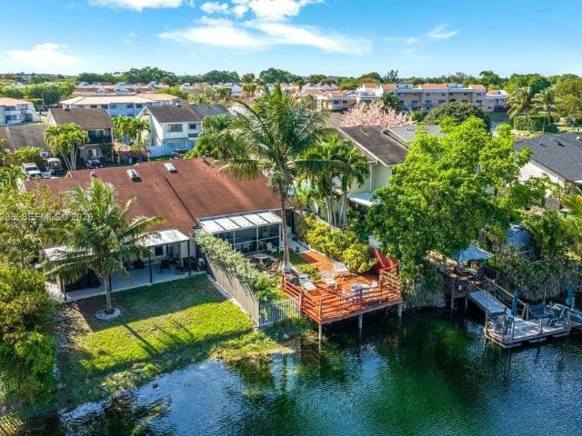 Townhouse for sale in Miami, Florida