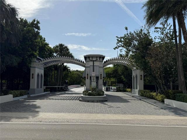 Townhouse for sale in North Miami Beach