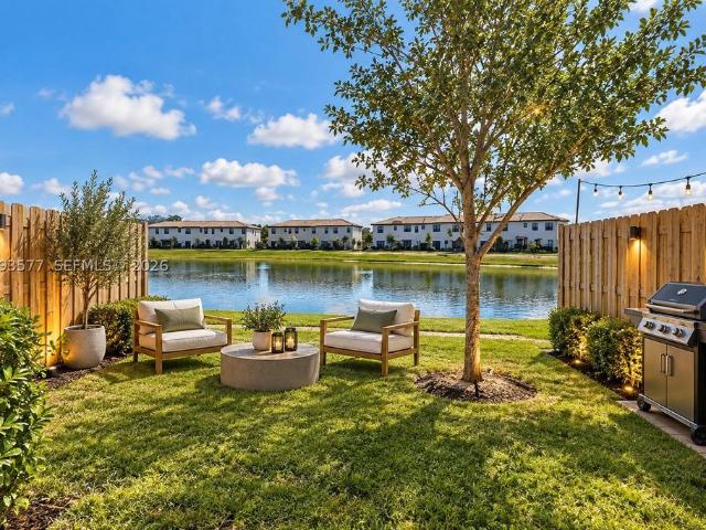 Townhouse for sale in North Miami, Florida