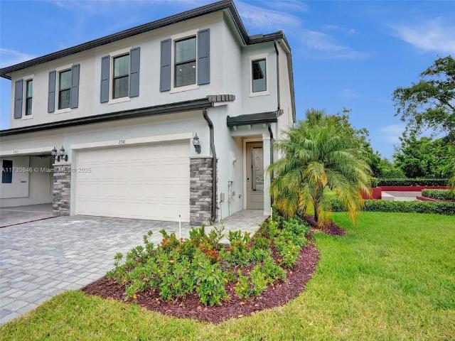 Townhouse for sale in Oakland Park
