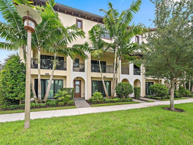 Townhouse for sale in Florida
