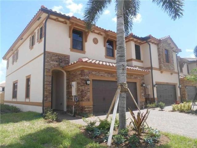 Townhouse for sale in Parkland