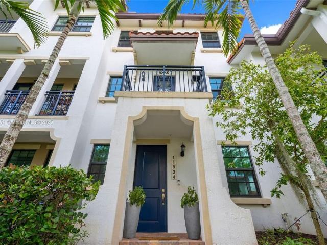 Townhouse for sale in Pembroke Pines