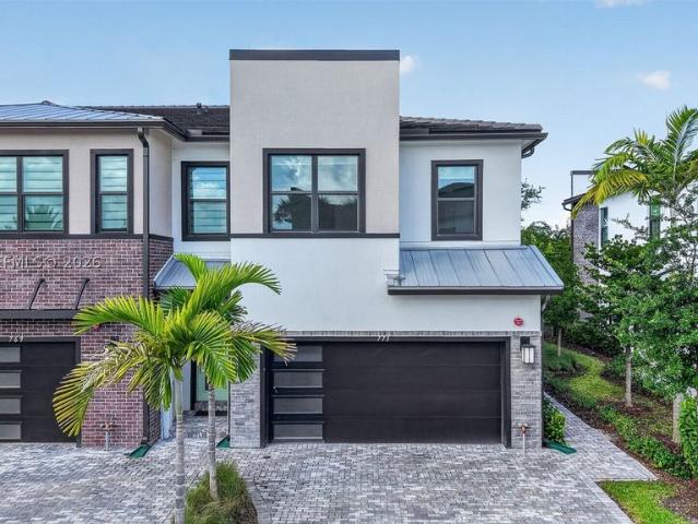 Townhouse for sale in Plantation, Florida