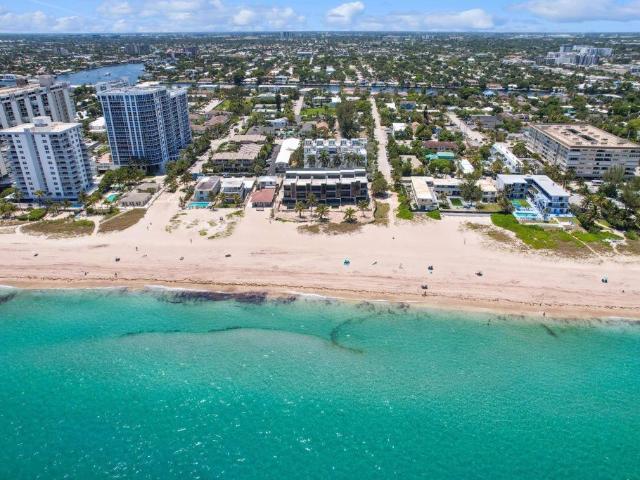 Townhouse for sale in Pompano Beach