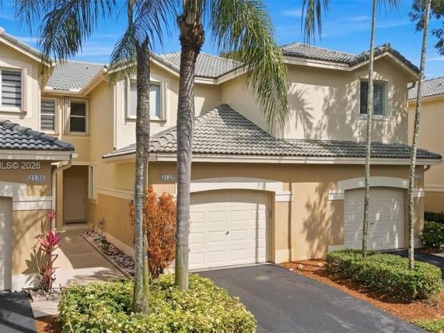 Townhouse for sale in Weston, Florida
