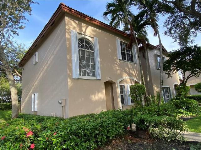 Townhouse for sale in Weston