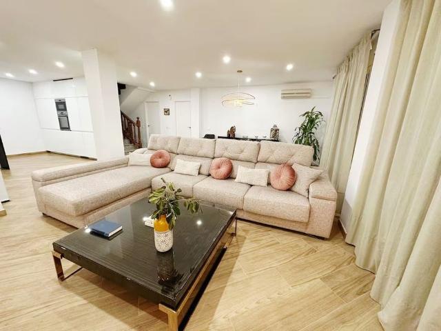 Casa en alquiler en Arroyo de la Miel-Benalmádena Costa, Costa del Sol Occidental
