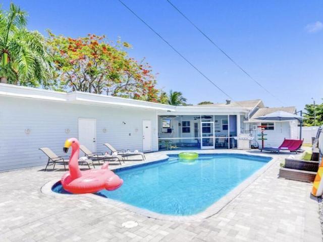 Detached House for rent in Dania, Florida