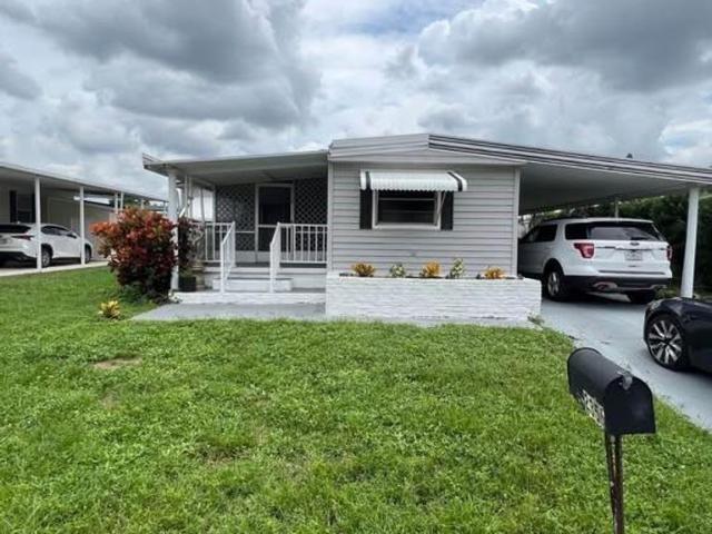 Villa for rent in Davie