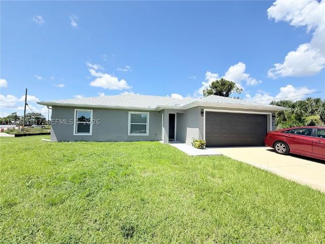 Detached House for rent in Lehigh Acres, Florida