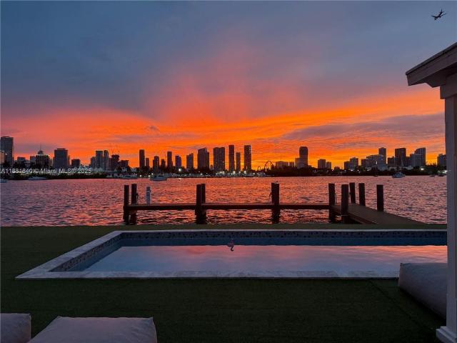 Detached House for rent in Miami Beach, Florida