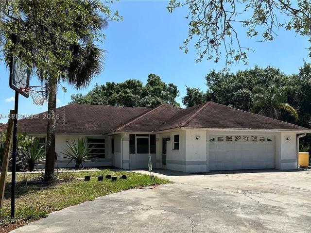 Detached House for rent in Moore Haven, Glades County