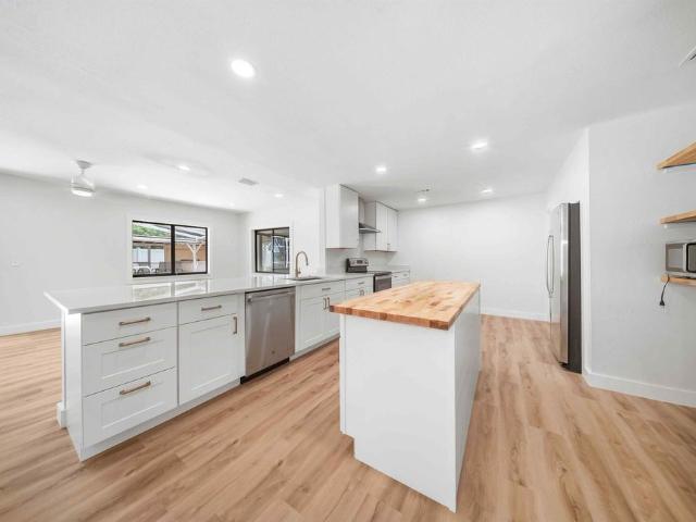 Detached House for rent in Sebastian