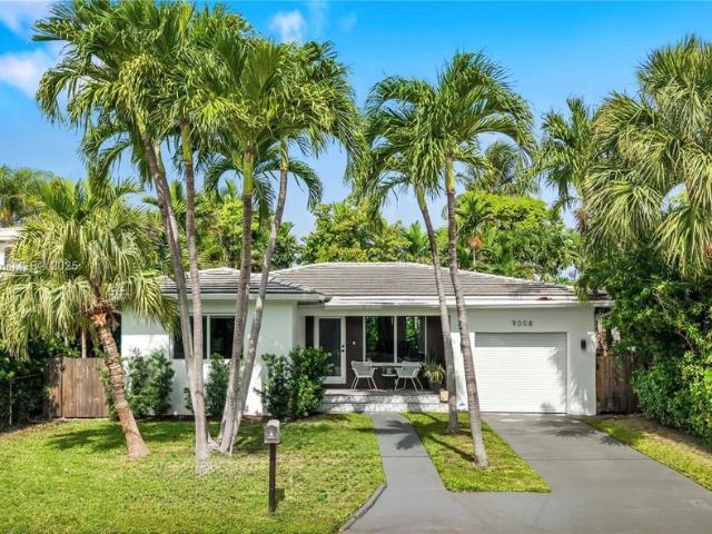 Villa for rent in Surfside