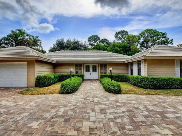 Villa for sale in Boynton Beach