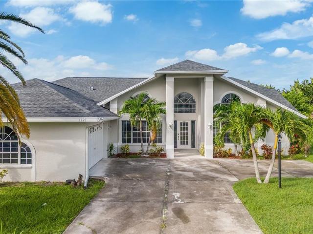 Villa for sale in Cape Coral