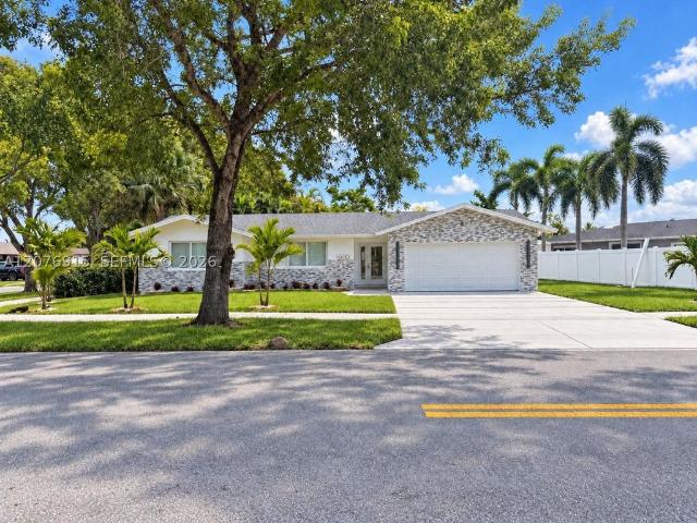 Detached House for sale in Davie, Broward County