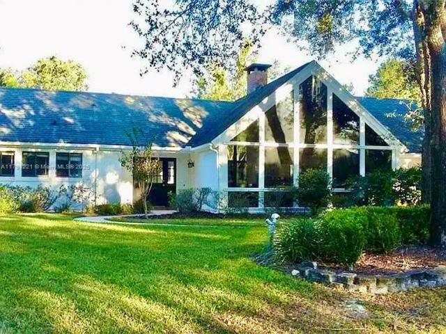 Villa for sale in Longwood