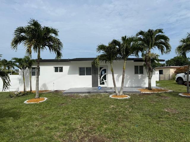 Villa for sale in Miami