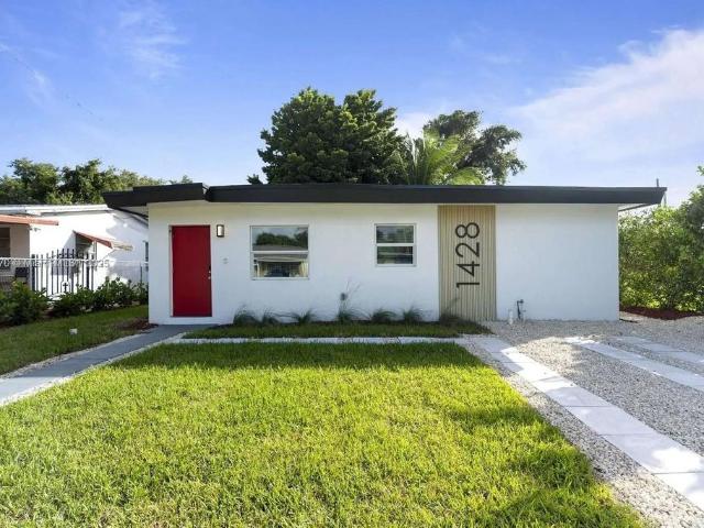 Villa for sale in North Miami Beach