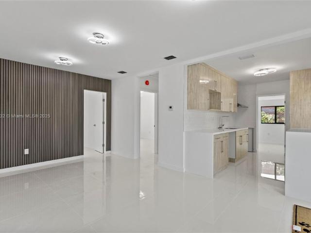 Villa for sale in North Miami Beach