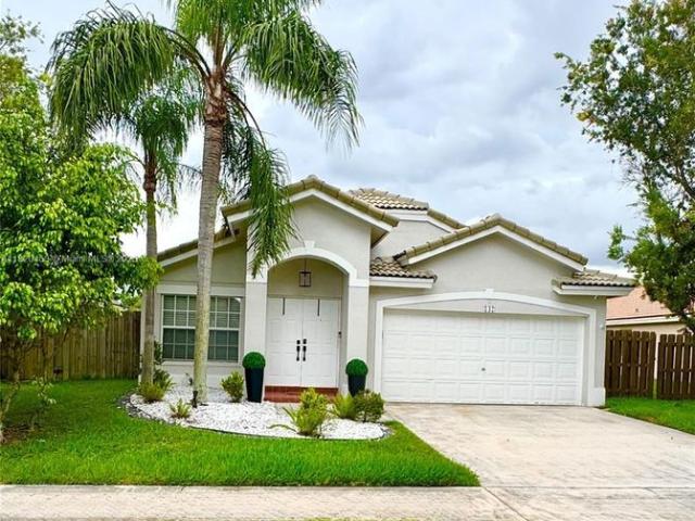 Villa for sale in Pembroke Pines