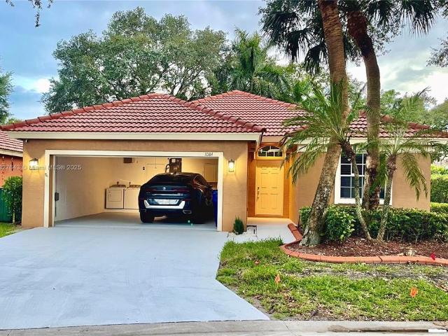 Villa for sale in Riviera Beach