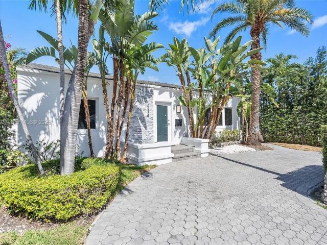 Detached House for sale in Surfside, Florida