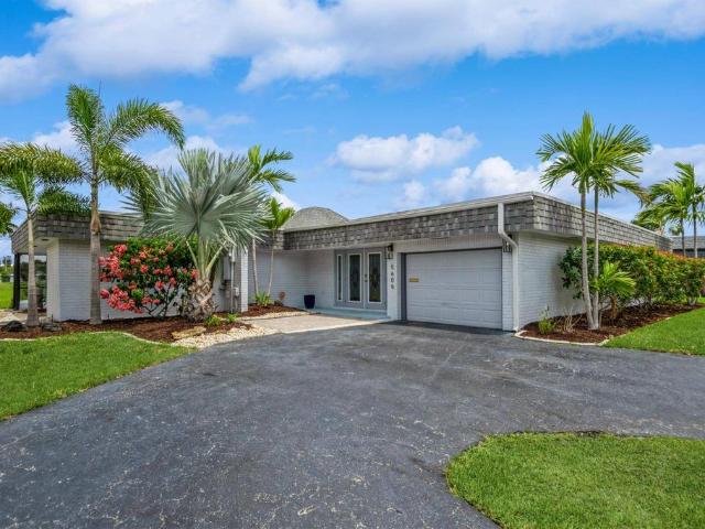 Villa for sale in Tamarac