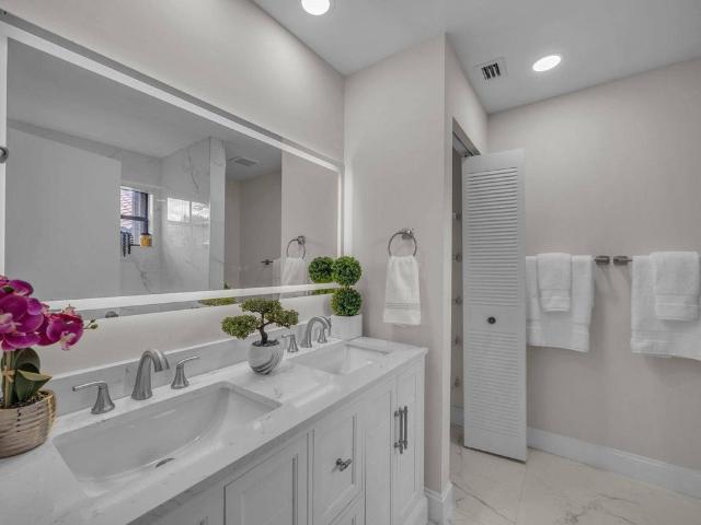 Villa for sale in Wellington