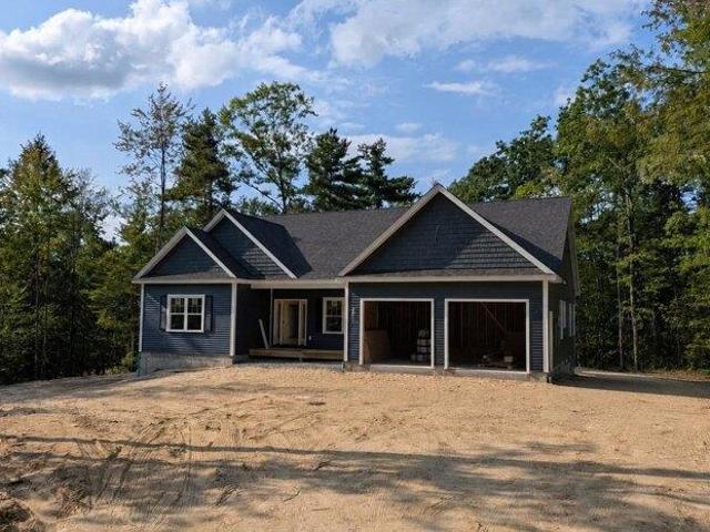 House for sale in Johnson Corner, Lyndeborough
