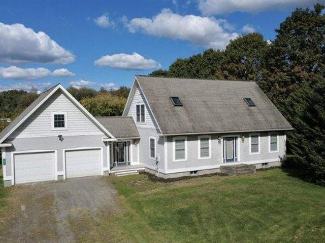 House for sale in Lyndon, Caledonia County