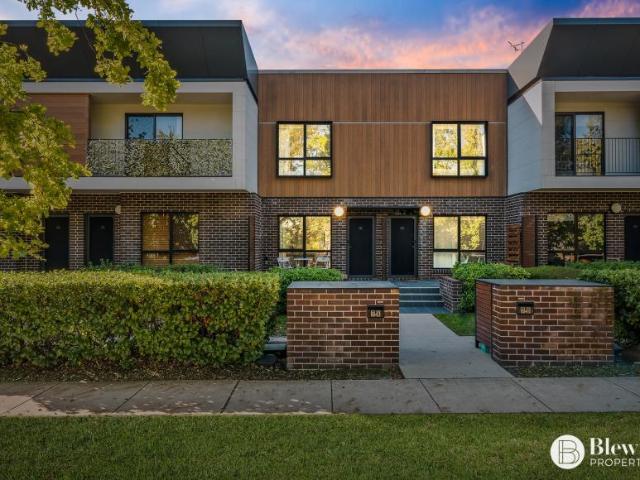 Townhouse for sale in Lyneham, Australian Capital Territory
