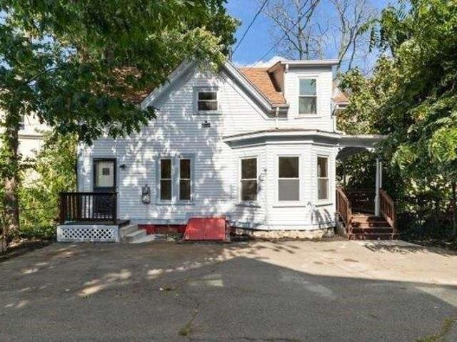 House for sale in Lynn, Essex County