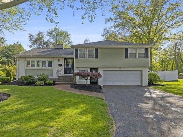 House for sale in Lynnfield, Massachusetts
