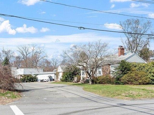 House for sale in Lynnfield, Massachusetts