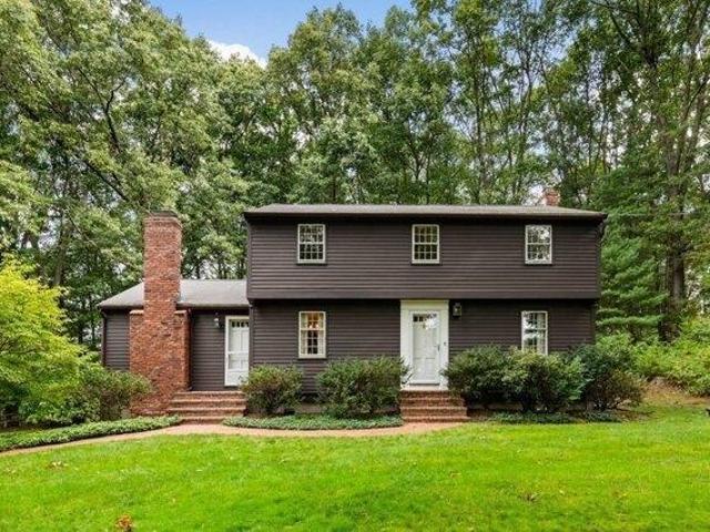 House for sale in Lynnfield, Essex County