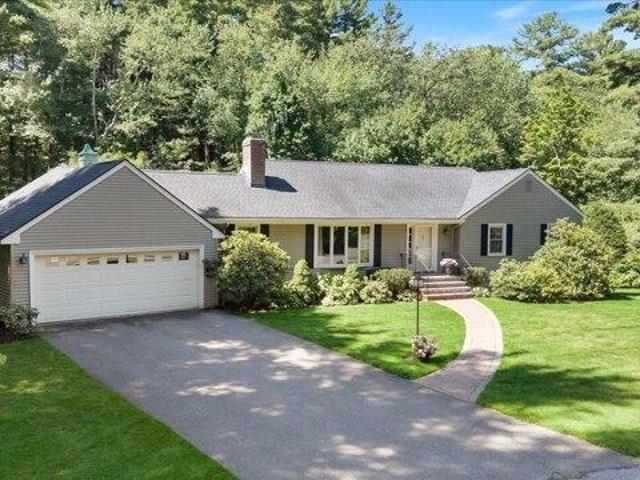 House for sale in Lynnfield, Essex County