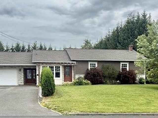 House for sale in Maine