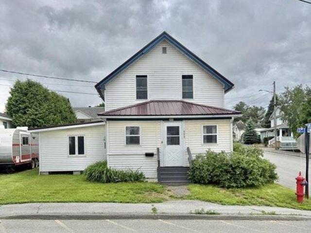 House for sale in Maine