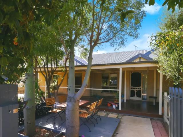 Apartment for sale in Maddingley, Victoria