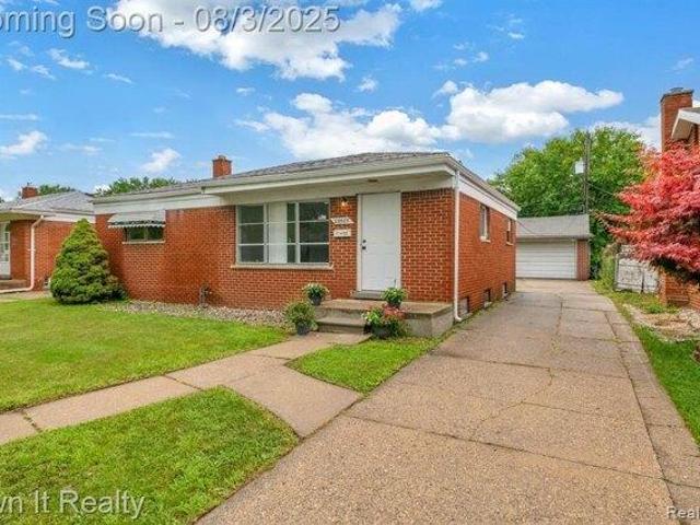 House for sale in Madison Heights, Michigan