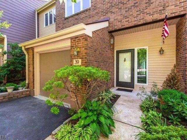 Condo for sale in The Madison Common, Madison