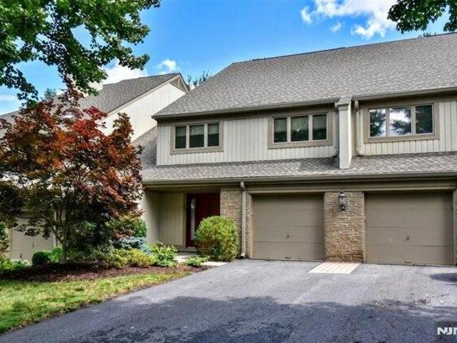 House for sale in Mahwah, New Jersey