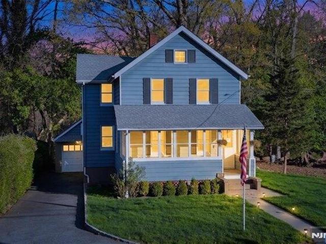 House for sale in Mahwah, New Jersey
