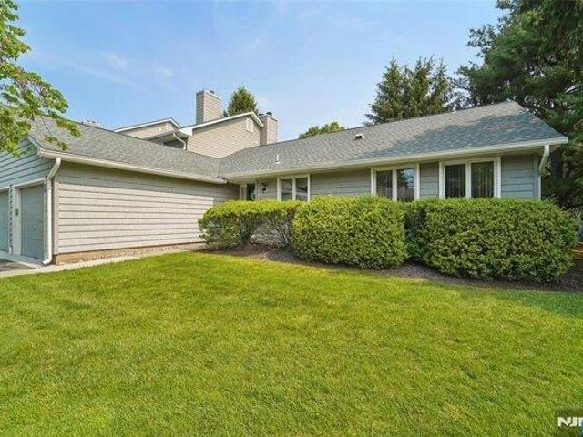 House for sale in Mahwah