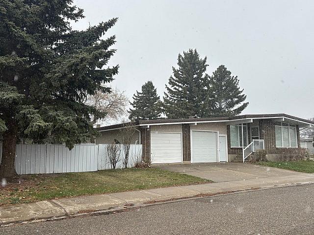 House for sale in Lethbridge, Alberta